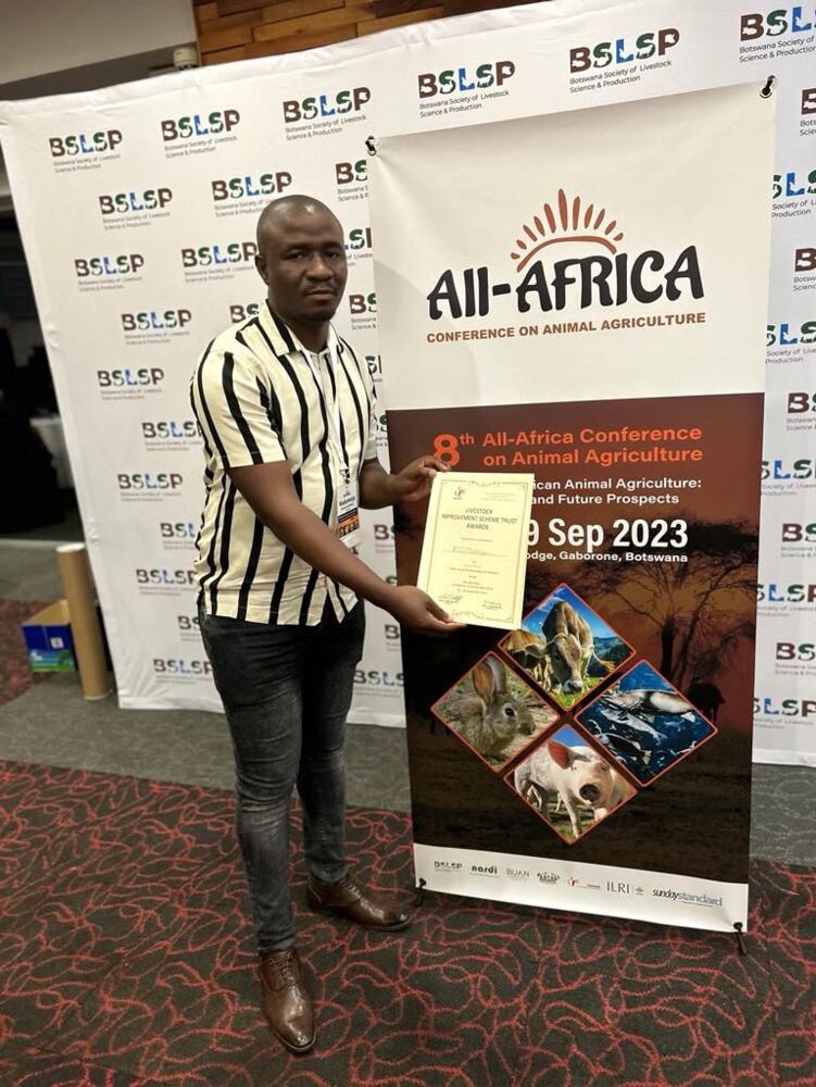 Mr. M.C. Mathapo (Ph.D student) received 3rd Best Poster Presenter Award at the All-Africa Animal Agriculture Conference, 2023.